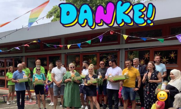 Feierliche Einweihung des neuen Bauernhofes im Kath. Kindergarten Regenbogen