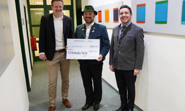 Bürgerstiftung Trostberg und Traunreut spendet 1000 Euro an den GTEV D’Traunviertler Traunwalchen e.V.