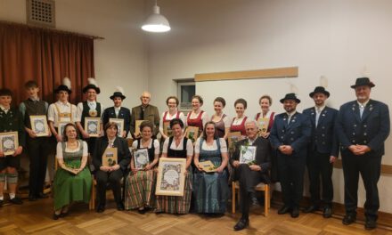 Trachtenverein Traunwalchen zieht Bilanz