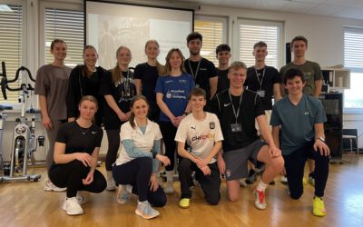 Zusammenarbeit Traunmed und Wissenschafts-Seminar Sport des JHG Traunreut