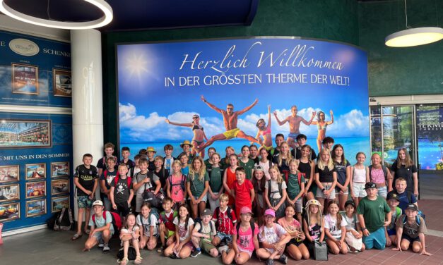 Pack die Badehose ein