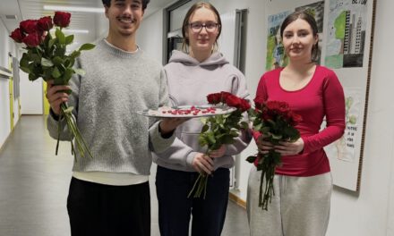 Rosen, Süßes und große Freude: Valentinstag am JHG