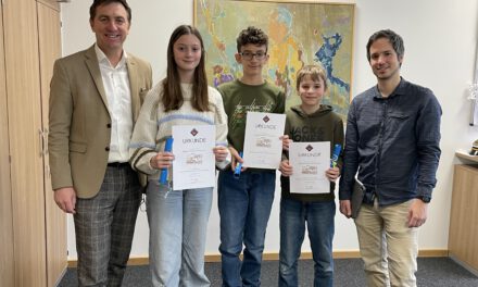 JHG-Schüler bei „Experimente antworten“  ausgezeichnet