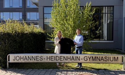 Großzügige Spende ermöglicht Schul-T-Shirts für die neuen Fünftklässler